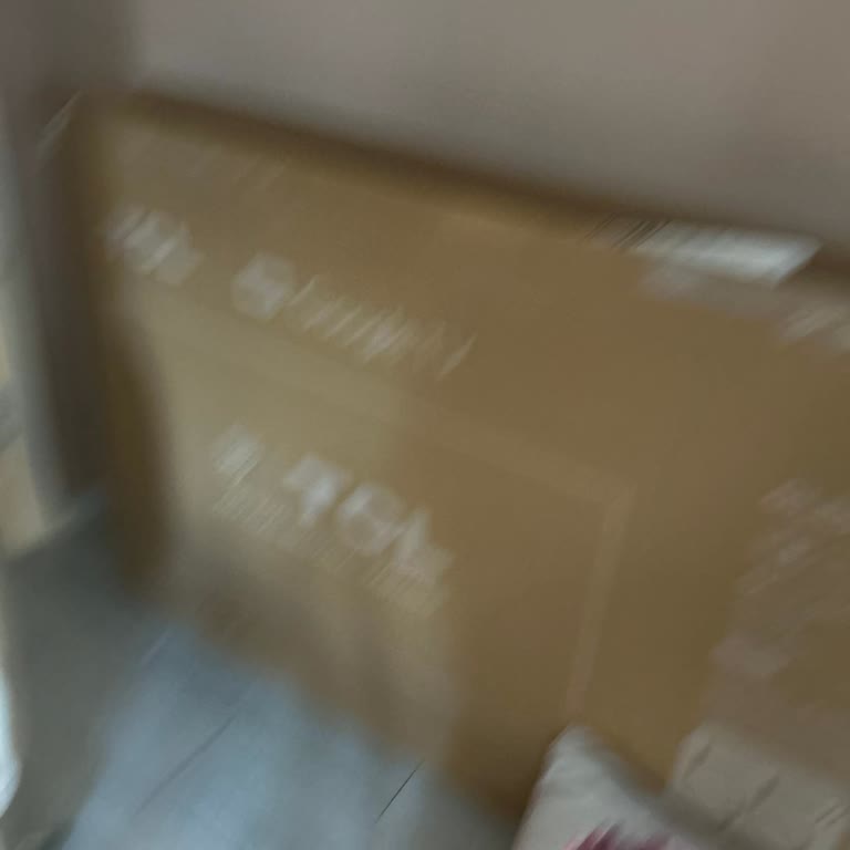 Kırık Gelen Televizyon İçin Çözüm Bekliyoruz, Muhatap Bulamıyoruz