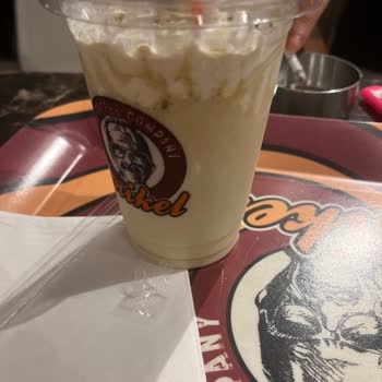 Hijyen Eksikliği Ve İlgisiz Hizmet Deneyimi