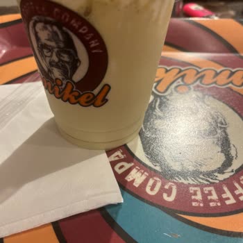 Hijyen Eksikliği Ve İlgisiz Hizmet Deneyimi