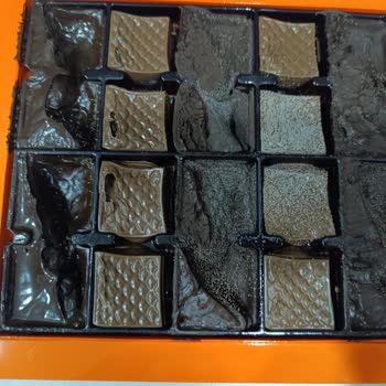 Migros'tan Aldığım Divan Çikolata Bozuk Çıktı, Hayal Kırıklığı Yaşadım