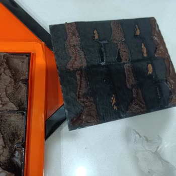 Migros'tan Aldığım Divan Çikolata Bozuk Çıktı, Hayal Kırıklığı Yaşadım