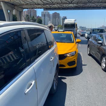 Uber Sürücüsünün Kazadan Sonra Kaçması Ve Tutanak Tutmaması