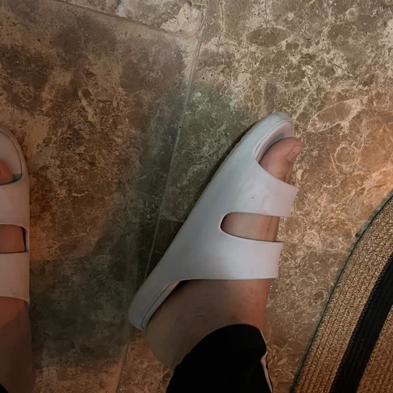 Terliğin Güneşte Küçülmesi ve Kısa Sürede Deforme Olması