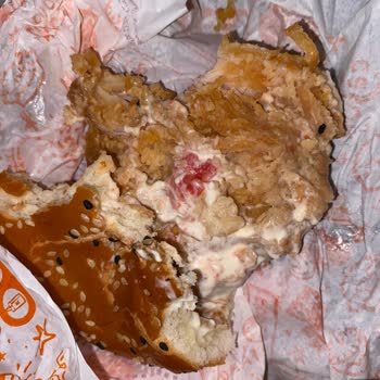 Yemekler Kötü Durumdaydı, Ekstra Ücretli Soslar Eksikti