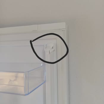 Kırık Ve Ezilmiş Buzdolabı, İlgisiz Servis: Mağdur Edildim!