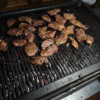 Gold Island Familya Otel'de Girişte Bekletilme Ve Yetersiz Hizmet Deneyimi