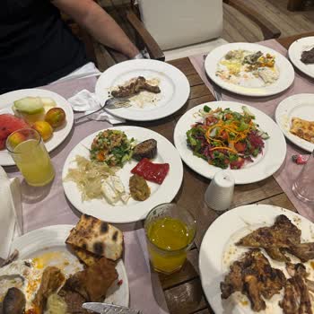 Gold Island Familya Otel'de Girişte Bekletilme Ve Yetersiz Hizmet Deneyimi