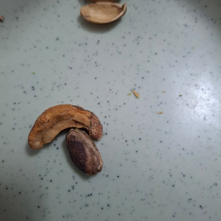 Hicret Kuruyemiş Kurtlu Kuruyemişler Nedeniyle Yaşanan Memnuniyetsizlik