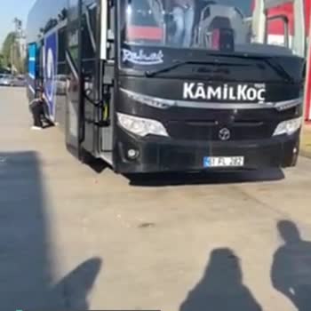 Kamil Koç 4.30 Otobüsünün 8.00'de Bile Gelmemiş Olması!