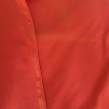 Kaft Mercan Rengi Tshirtlerde İlk Yıkamada Renk Solması Ve Dalgalanma Sorunu