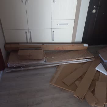 Kelebek Mobilya Montaj Ekibinin Saygısız Ve Eksik Hizmeti