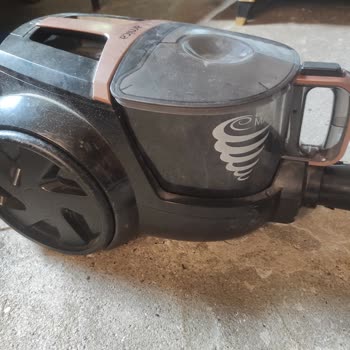 Arnica Elektrikli Süpürgemin Sesi Değişti Ve Yanık Kokusu Geliyor