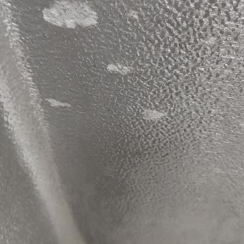 Uğur Derin Dondurucu'da Oksitlenme Ve Çatlak Sorunu, Garanti Kapsamında Değişim Yapılmıyor