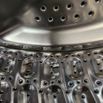 Çamaşır Makinesi Tamburundaki Pas Sorunu Garanti Kapsamına Alınmadı