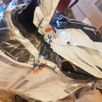 Aldığım Ayakkabı Kullanılmış Ve Kötü Durumda Geldi