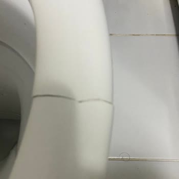 Vitra Klozet Kapağı Kısa Sürede Kırıldı, Garanti Kapsamı Dışında Bırakıldı