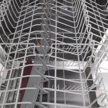 Arçelik Bulaşık Makinesi Sepetleri Paslandı Firma Değişim Talebime Yüksek Ücret İstiyor