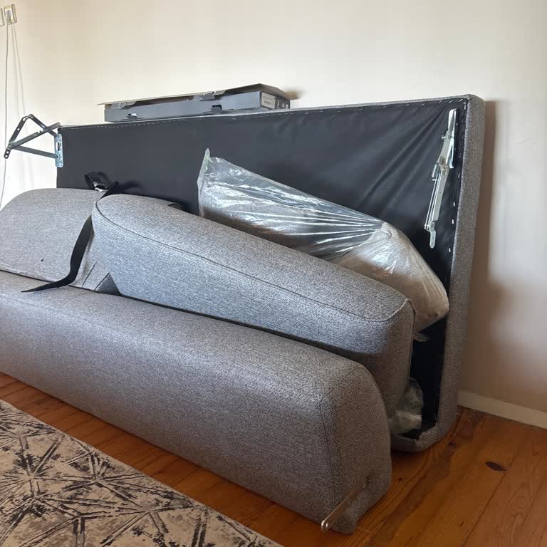 Koltuk Tamiri Gecikti, Muhatap Var Ama Çözüm Yok