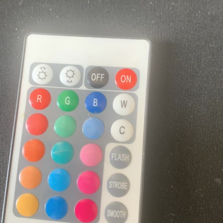 Koçtaş'tan Alınan Osram Ampulün Kumandası Kısa Sürede Bozuldu