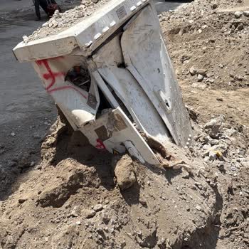 Yıkım Sonrası İnternet Kesintisi Ve Türk Telekom'un İlgisizliği