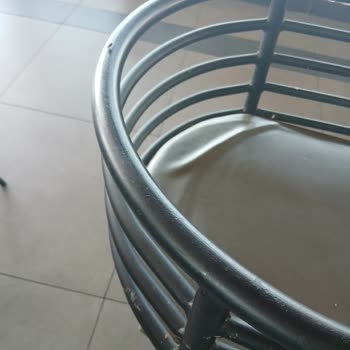 Köfteci Ramiz'de Sinek Sorunu Ve Sağlıksız Servis