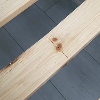 Satın Alınan Divanın Latası Kırıldı, Müşteri Hizmetlerine Ulaşılamıyor