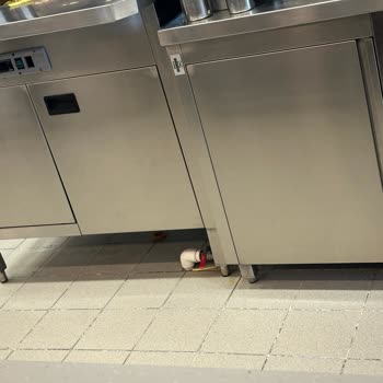 Popeyes Çayırova Şubesinde Hijyen Ve Servis Sorunu
