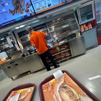 Popeyes Çayırova Şubesinde Hijyen Ve Servis Sorunu