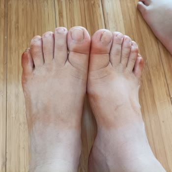 Yeni Alınan Greyder Terliğin Ayakları Boyaması ve Mağduriyet