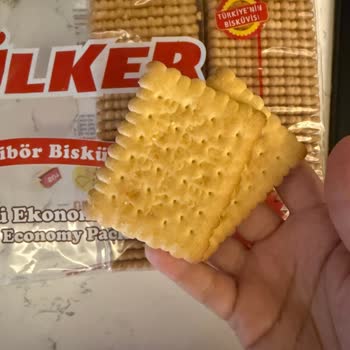 Aldığım Pötibör Bisküvilerde Anormal Renk Sorunu