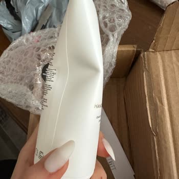 Atelier Rebul'dan Aldığım Ürün Ezilmiş Ve Koruma Bandı Açık Geldi