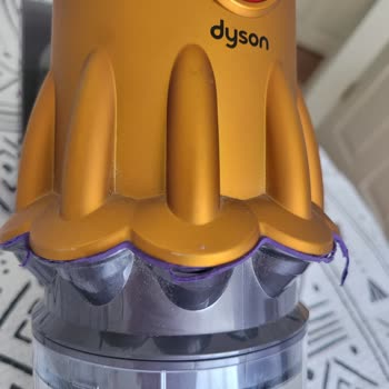 Dyson V12 Süpürgede Lastik Sorunu Ve Garanti Sonrası Yetersiz Destek