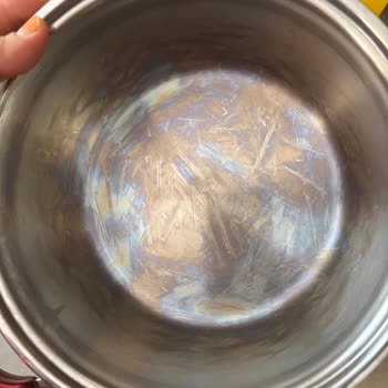 Hisar Tencerenin İçi Yanmış Gibi Oldu