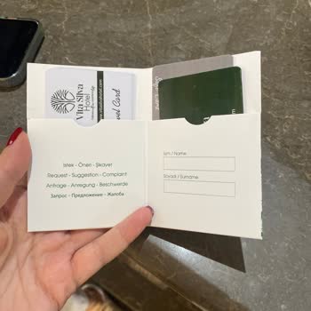 Rezervasyon Sorunu Nedeniyle Resepsiyonda Bekletildik