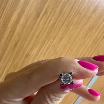 Atasay Kuyumculuk Sertifikalı Taşta Beklenmeyen Hayal Kırıklığı ve İlgisiz Mağaza Deneyimi