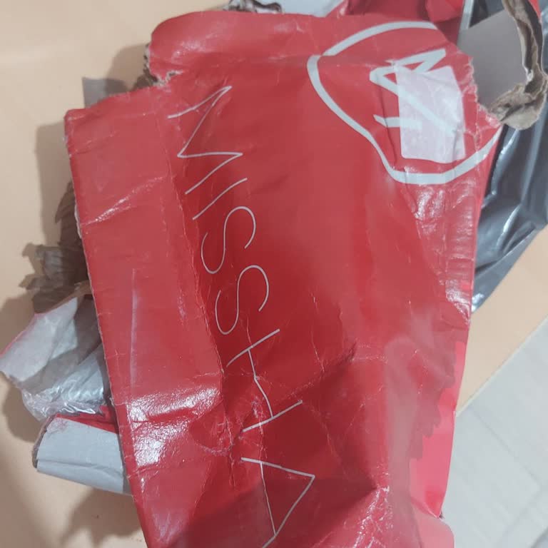 Hepsiburada'da Eksik Hizmet Ve Kötü Paketleme Deneyimi
