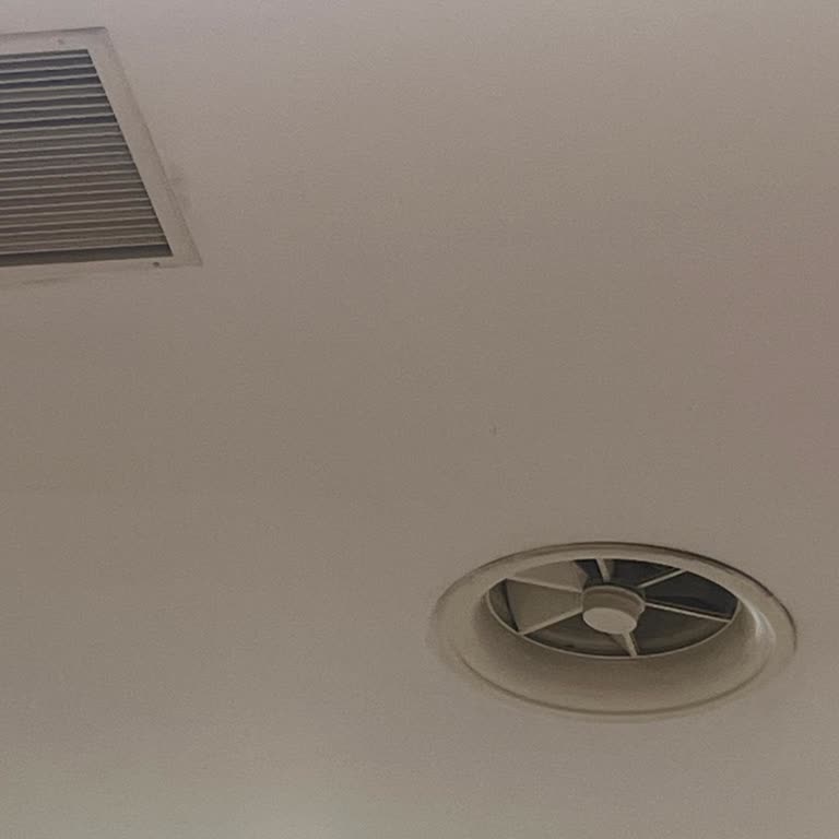 Acity AVM Yemek Katında Klima Sorunu: Sıcaktan Mağduriyet