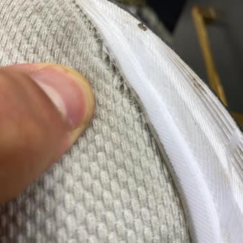 Yeni Alınan Ayakkabının Sünger Dikişleri Kısa Sürede Açıldı