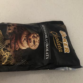 Online Siparişte Erimiş ve Bozulmuş Çikolata Şikayeti