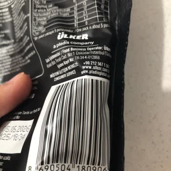 Online Siparişte Erimiş ve Bozulmuş Çikolata Şikayeti