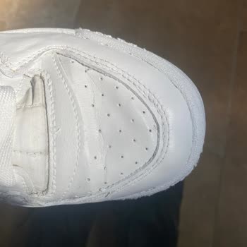 Ayakkabı Tamiri Yerine Sadece Boyama Yapıldı, 41 Gün Bekledim!