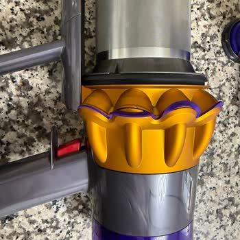 15 Günlük Dyson V15'te Lastik Sorunu Ve Yetersiz Müşteri Hizmeti