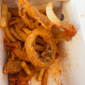 Trendyol Yemek Siparişin Gecikmesi Ve Kötü Durumda Teslimatı Sonrası Yetersiz Müşteri Hizmeti