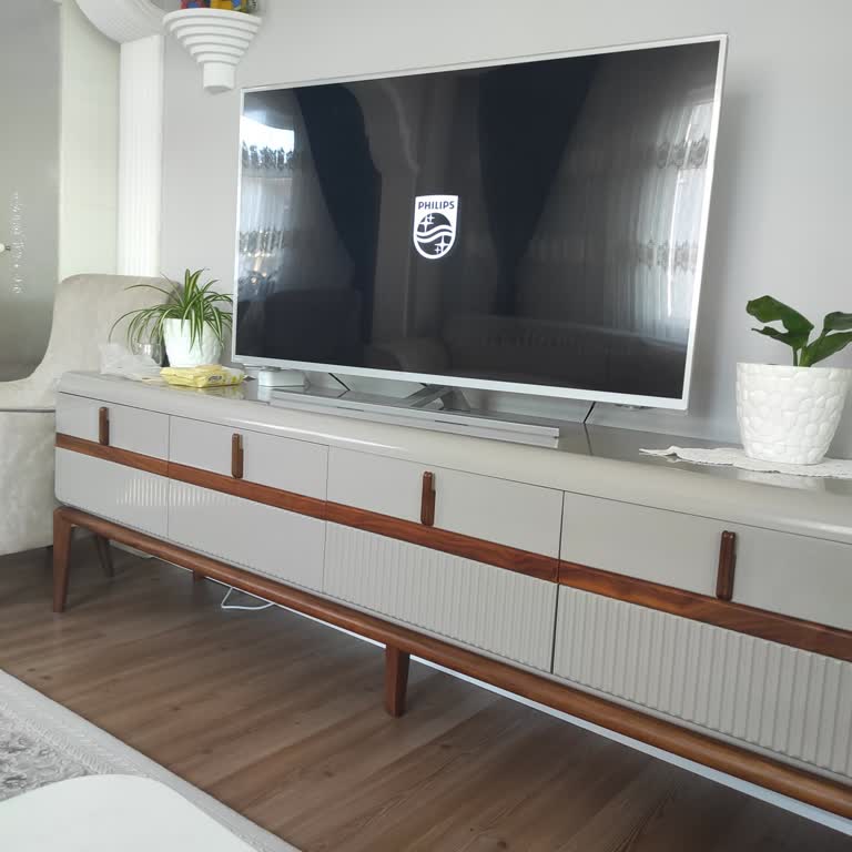 Güncelleme Sonrası Televizyon Ekranda Takılı Kaldı, Çözüm Bekliyorum