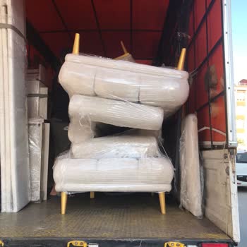 Düğün Paketi Fiyaskosu: Mobilyalarım Zamanında Teslim Edilmedi, Teşhir Ürünleri Gönderildi!