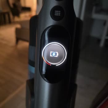 Philips Aqua Plus 8000 Dikey Süpürgede Sürekli Hata Ve Kronik Sorun