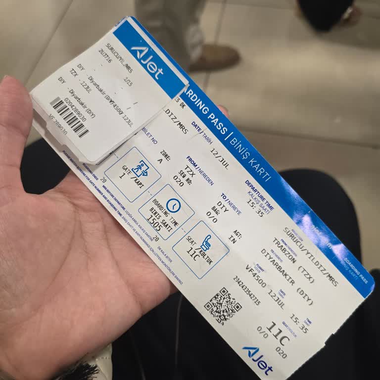 Ajet Uçuş İptali Sonrası Uzun Bekleme Ve Tazminat Sorunu