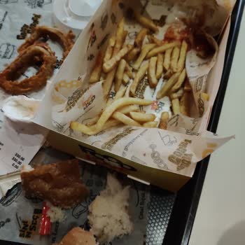 Yemeklerin Tazeliği Ve Lezzeti Konusunda Hayal Kırıklığı