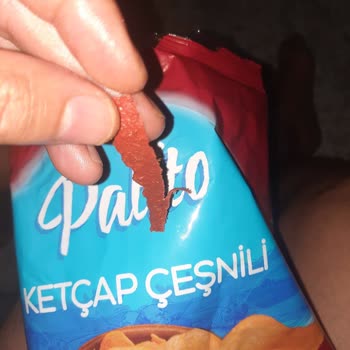 Apak Gıda Patito Cipsten Çıkan Plastik Cisim!