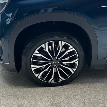 Auto Kingde Sıfır Aracımın Lastiği Patladı Çizikler Oluştu İlgisiz Kaldılar